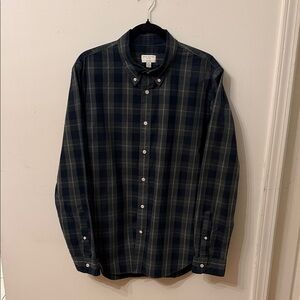 Club Monaco Dark Green and Navy Plaid Button-Down Shirt